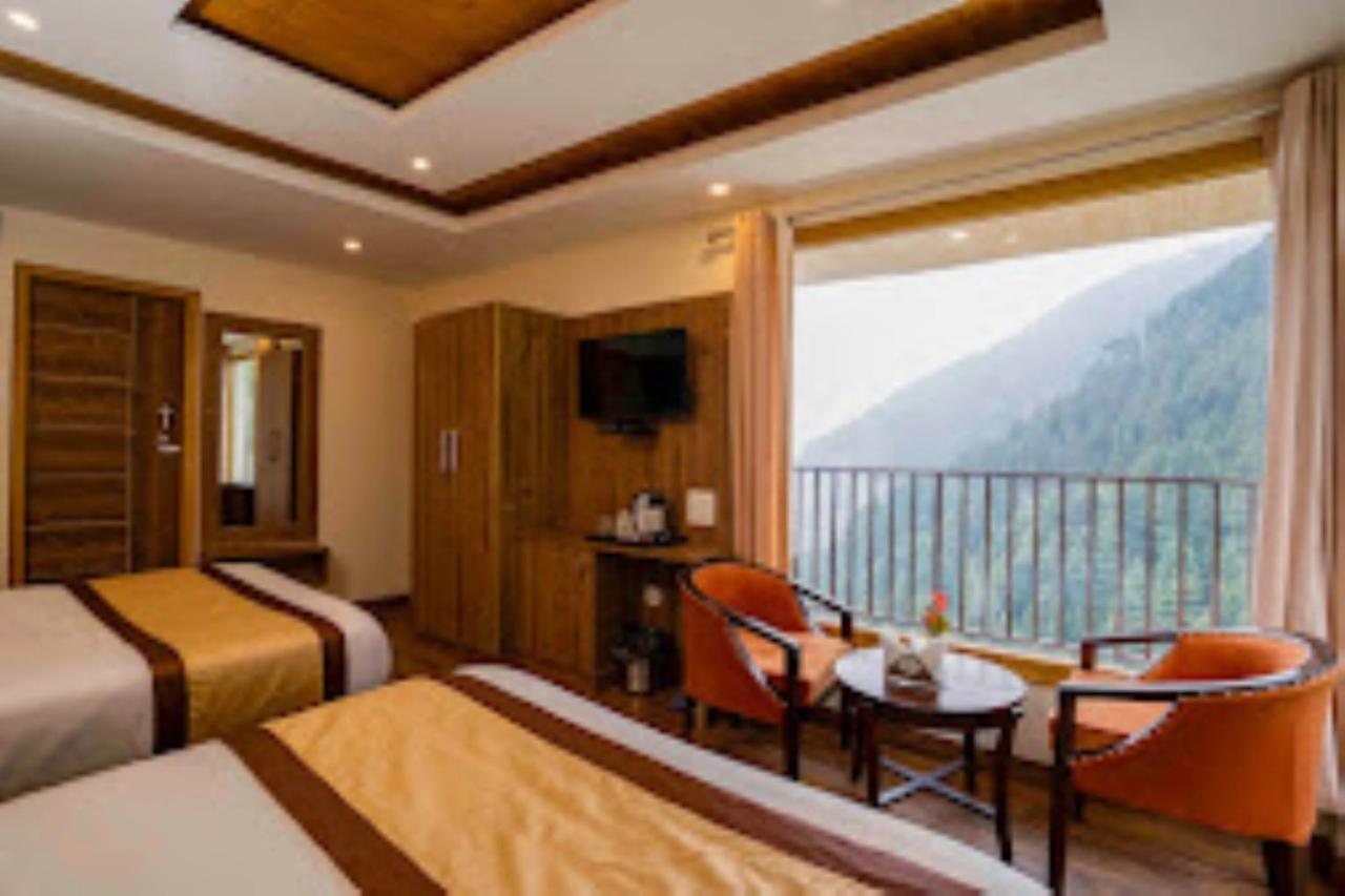 Hotel Snow Castle Dalhousie Ngoại thất bức ảnh